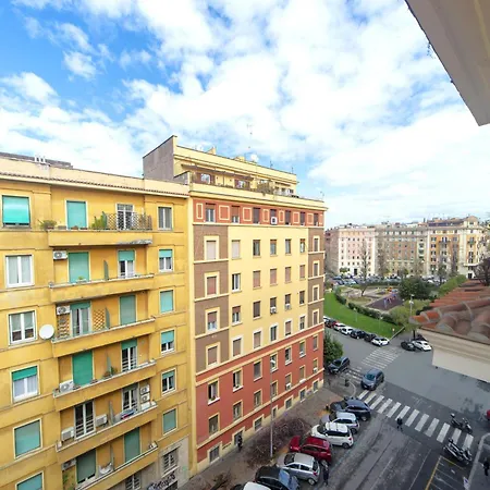 Palumbo 12 * Rome